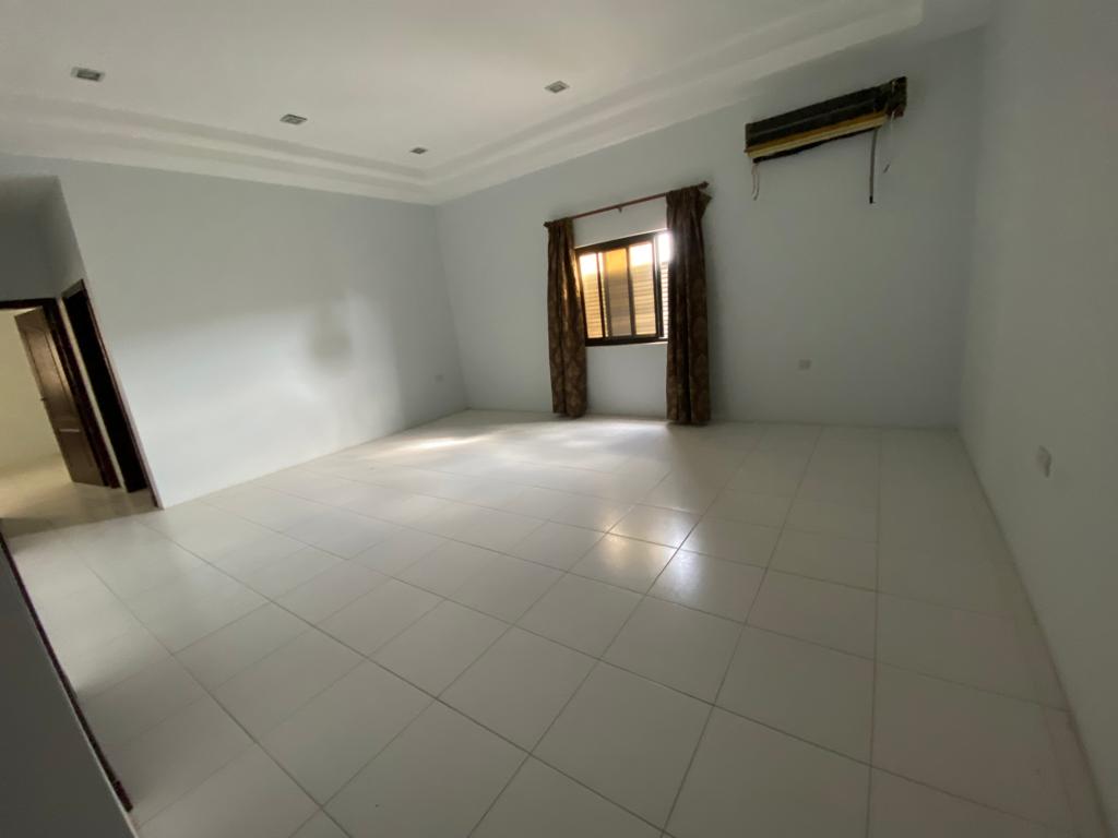 Spacious Unfurnished Residential/Commercial 2BHK Flats For Rent