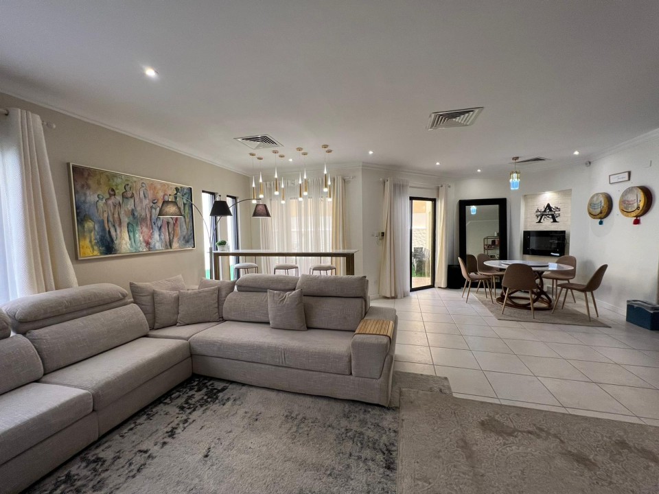 Villa For Sale