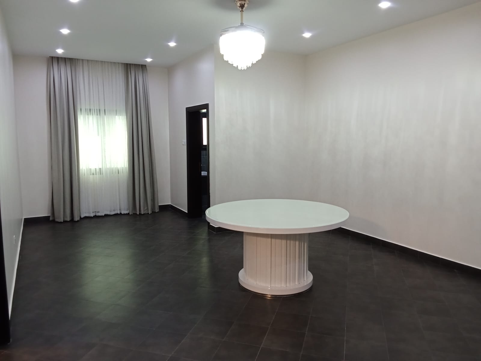 Apartment for Rent in Janabiya