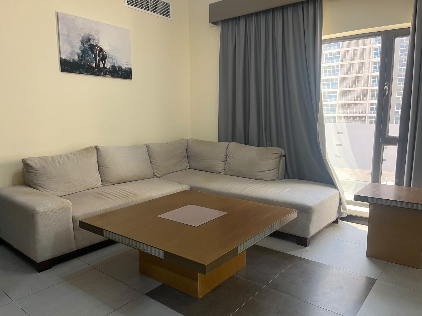 1BR FLAT FOR RENT IN JUFFAIR